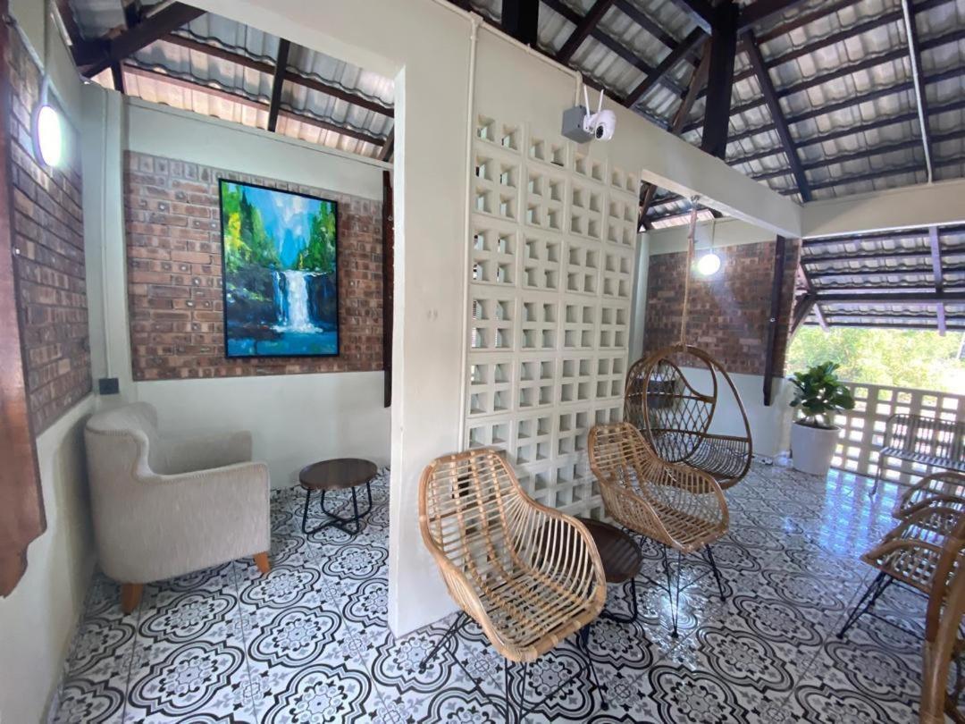 Nalayan Villa Kampung Kuala Besut Extérieur photo